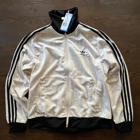 adidas White and Black Women's Jacket - Picture 2 of 6